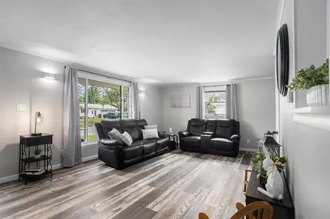 Living - 1012 E Hatch, Sturgis, MI 49091 photo 2 of 2