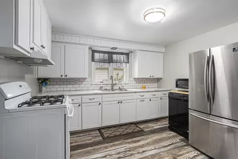 Kitchen - 1012 E Hatch, Sturgis, MI 49091 photo 1 of 2