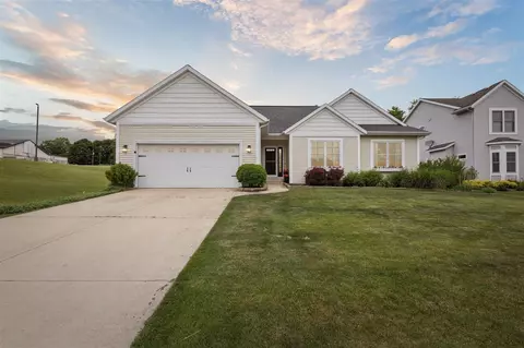 552 N N Crk, Rockford, MI 49341