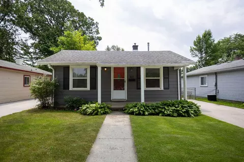 631 W Gardenia, Madison Heights, MI 48071
