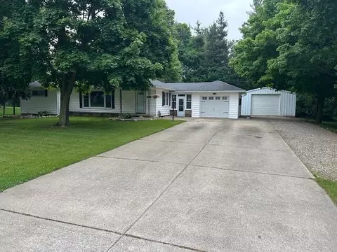 55441 Buckhorn, Three Rivers, MI 49093