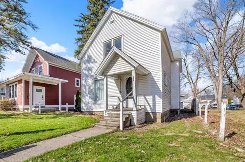 426 S Warren, Big Rapids, MI 49307