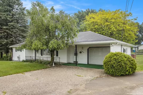452 Long Lake Rd, Colon, MI 49040 photo 4