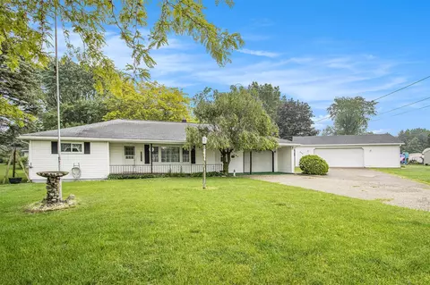 452 Long Lake Rd, Colon, MI 49040 photo 3