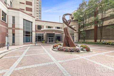 60 Campau #2308, Grand Rapids, MI 49503