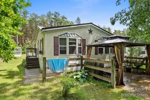 10440 90th, Mecosta, MI 49332