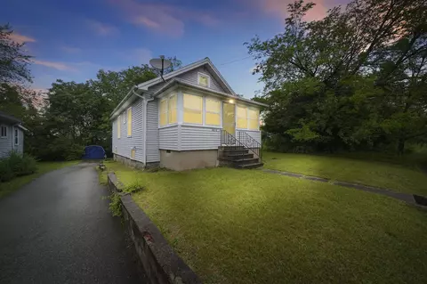 2016 Pringle, Jackson, MI 49203