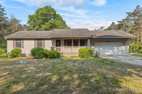 870 W White Lk, Twin Lake, MI 49457