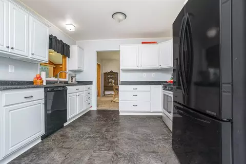 Kitchen - 518 Hill, Marshall, MI 49068 photo 1 of 3