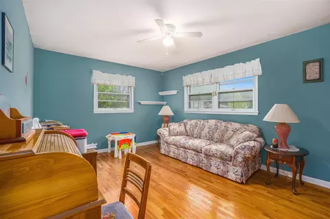 Bedroom - 518 Hill, Marshall, MI 49068 photo 1 of 3