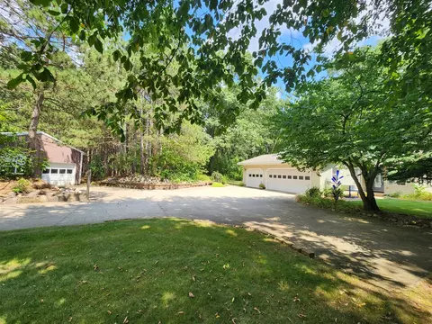 13155 Beckwith, Lowell, MI 49331