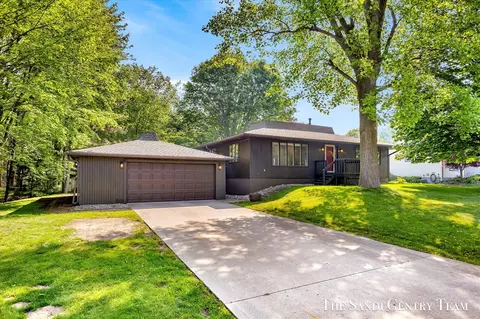 6372 Lake Hbr, Norton Shores, MI 49441