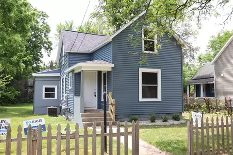 621 Ada, Kalamazoo, MI 49007