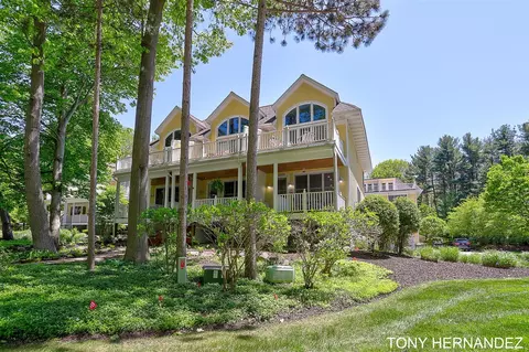 10505 Pinecone #45, South Haven, MI 49090