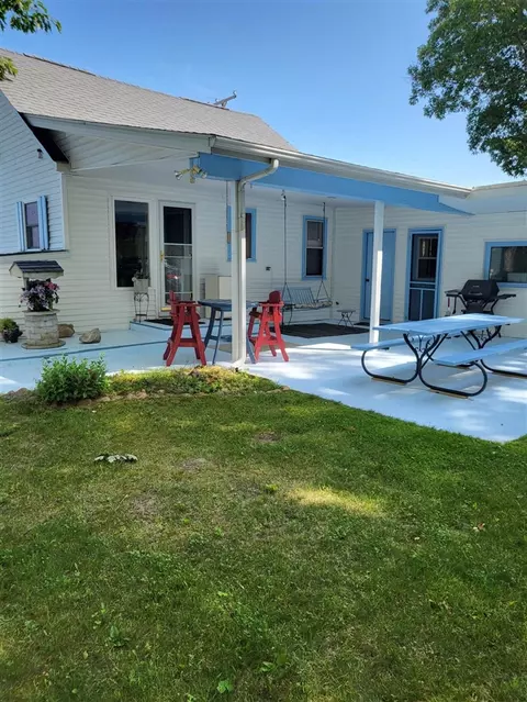 3136 Shore, Update, MI 48467