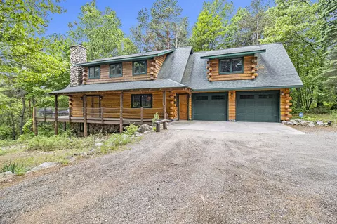 1547 N Dennis, Ludington, MI 49431