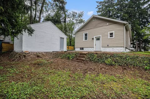 Exterior - 145 Sycamore, Jackson, MI 49202 photo 4 of 4