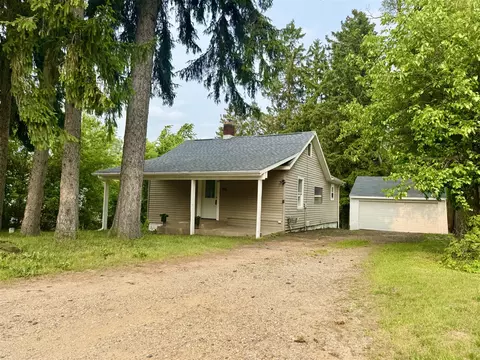 145 Sycamore, Jackson, MI 49202