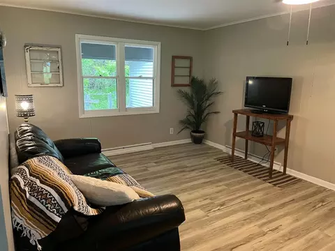 Living - 91 E Commerce, Grant, MI 49327 photo 4 of 4