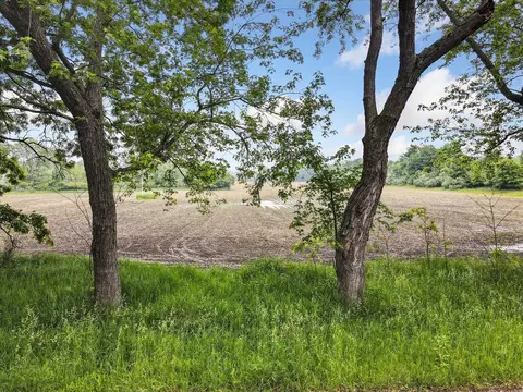 9426 Kennedy #72AC, Munith, MI 49259 photo 3