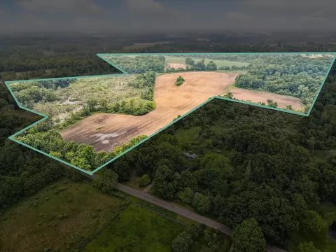 9426 Kennedy #72AC, Munith, MI 49259