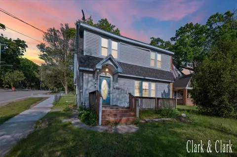 1714 Kalamazoo, Grand Rapids, MI 49507