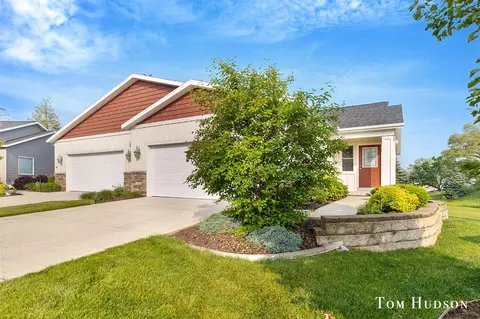 158 Brewer Park, Grand Rapids, MI 49548