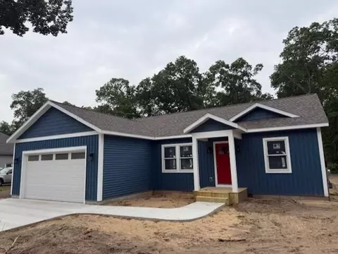1243 Marquette, Muskegon, MI 49442