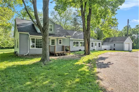 12603 E Michigan, Ceresco, MI 49033
