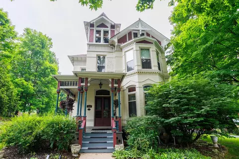 314 N Division, Marshall, MI 49068