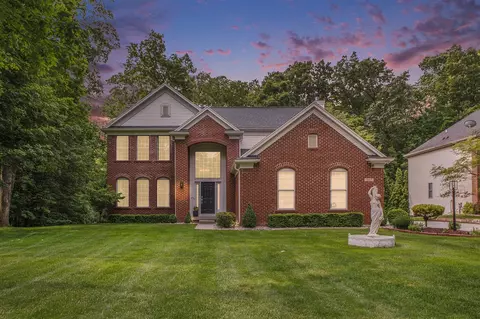 3817 Goodwood, Grand Rapids, MI 49546