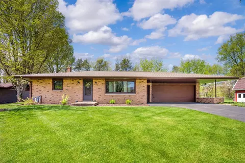 2794 W W Park, Benton Harbor, MI 49022