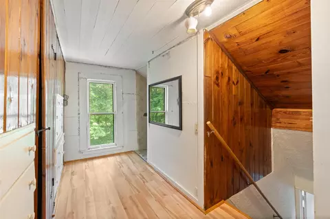 Entry Way - 4515 S Jackson, Jackson, MI 49201 photo 5 of 6