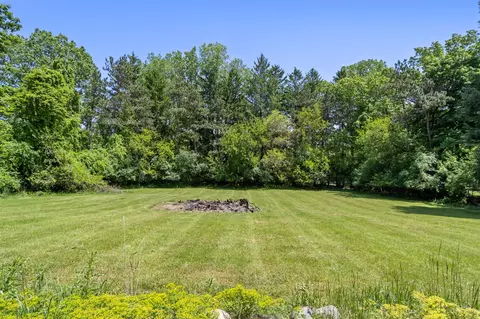 Exterior - 4515 S Jackson, Jackson, MI 49201 photo 3 of 11