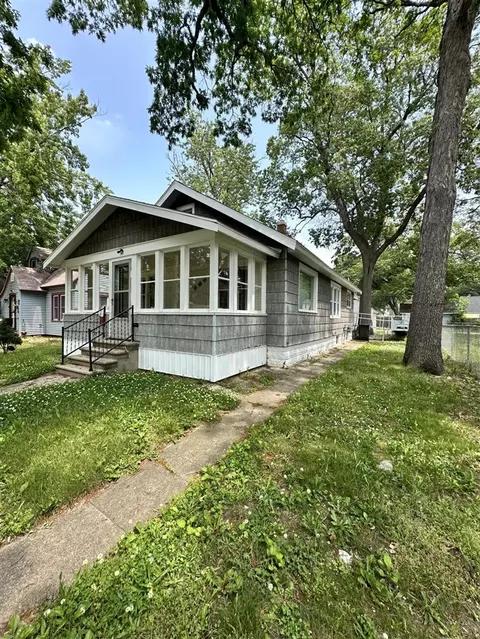 1636 Wood, Muskegon, MI 49442