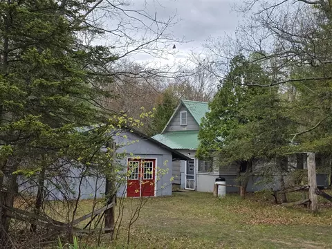 7470 Becker, Manistee, MI 49660
