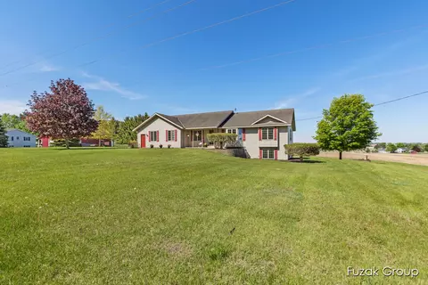 3882 40th, Hamilton, MI 49419 photo 4