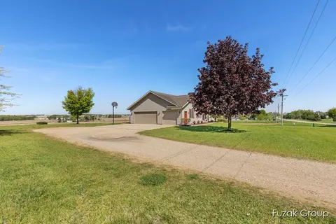 3882 40th, Hamilton, MI 49419 photo 5