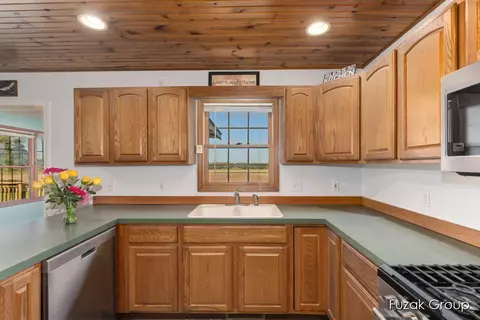 3882 40th, Hamilton, MI 49419 photo 11