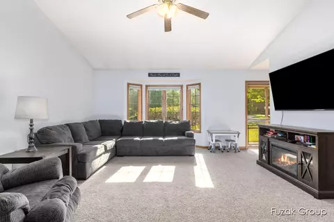 3882 40th, Hamilton, MI 49419 photo 7