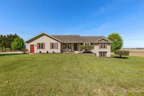 3882 40th, Hamilton, MI 49419