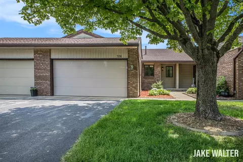 726 Gardenview, Byron Center, MI 49315