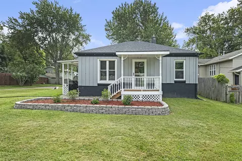 1327 Lamont, Grand Rapids, MI 49504
