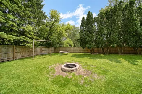 163 Robinson, Jackson, MI 49203 photo 41