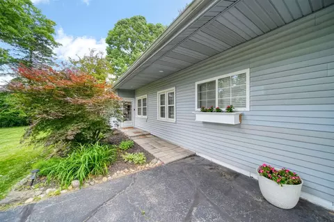 163 Robinson, Jackson, MI 49203 photo 4