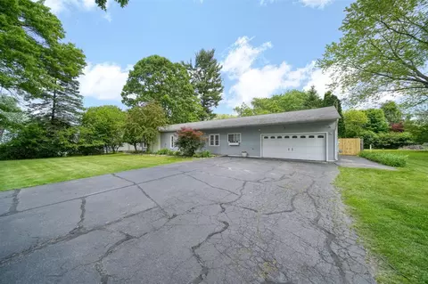 163 Robinson, Jackson, MI 49203 photo 3