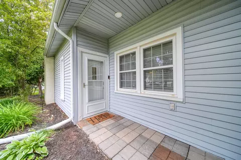 163 Robinson, Jackson, MI 49203 photo 6