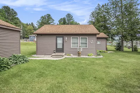 8515 S Old State Ave, Farwell, MI 48622