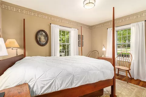 Bedroom - 338 N Eagle, Marshall, MI 49068 photo 5 of 7