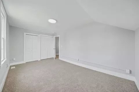 Bedroom - 911 E Ganson, Jackson, MI 49201 photo 2 of 3